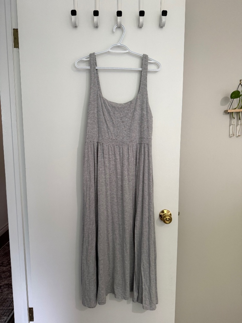 Aritzia Wilfred Market Midi dress